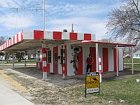 USA - Dwight IL - Abandoned Dawg House on Route 66 Diner (8 Apr 2009)